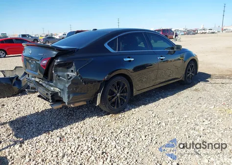 2018 Nissan Altima 2.5 Sr из США, поврежденный, VIN 1N4AL3AP2JC273598
